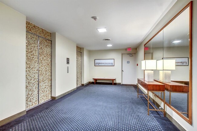 Building Photo - 1801 Lavaca St