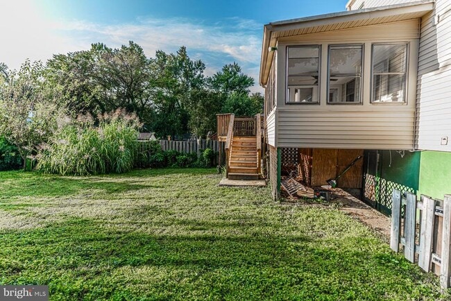 Building Photo - 2759 W George Mason Rd