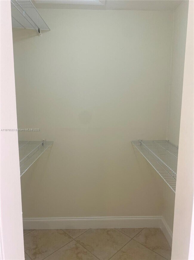 Building Photo - 8108 SW 81st Pl