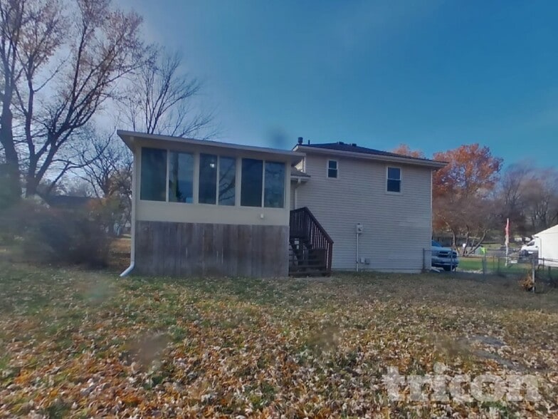 Building Photo - 15509 Kay Ave