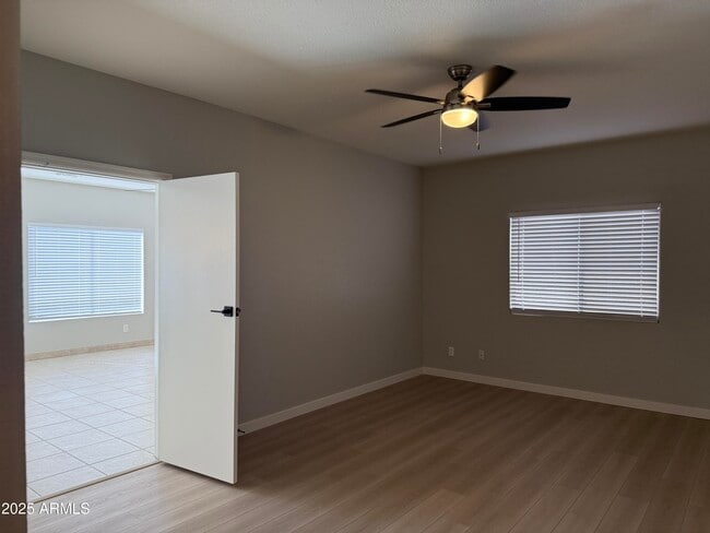 Building Photo - 14506 N 129th Ave