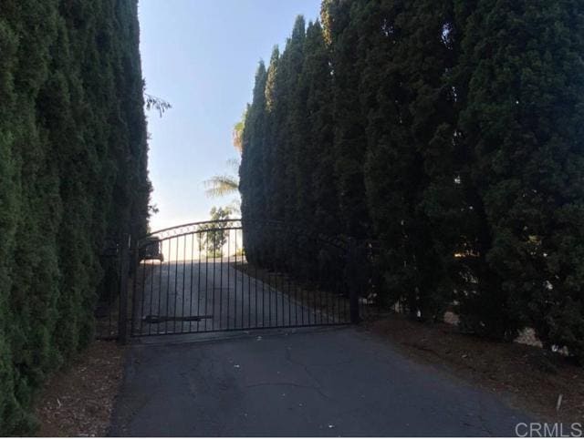 Building Photo - 2426 Suncrest Blvd