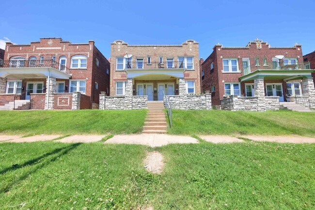 Building Photo - 4153 Potomac St