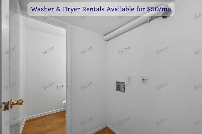 Building Photo - 616 Moore St