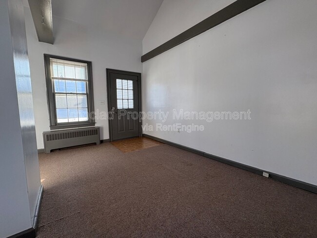 Building Photo - 320 Chamberlain Rd