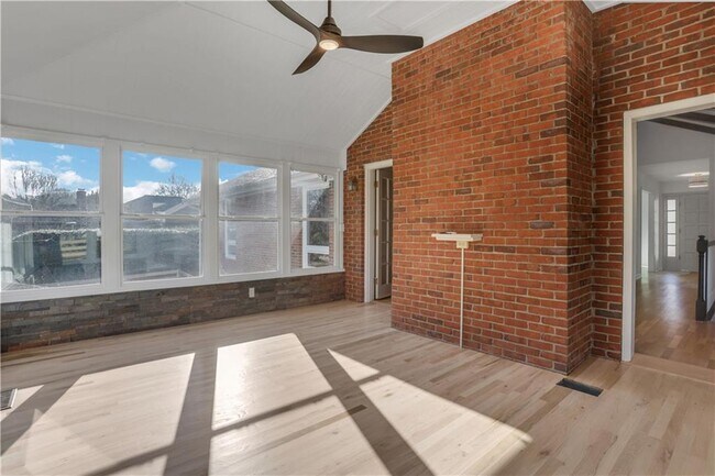 Building Photo - 600 Rounsaville Rd