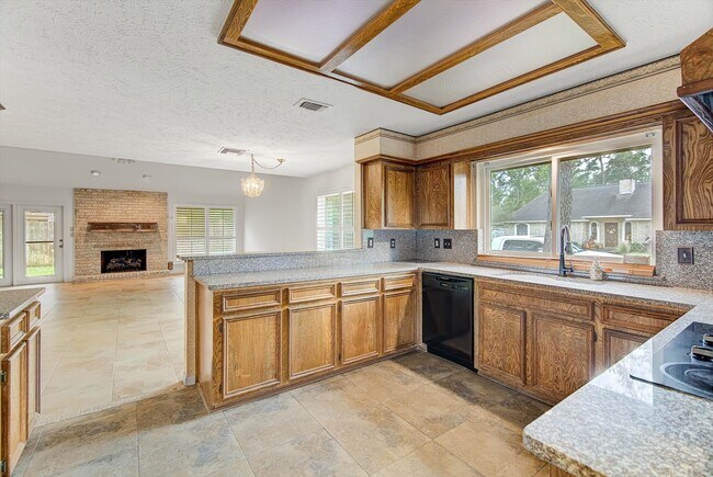 Building Photo - 3647 Marywood Dr