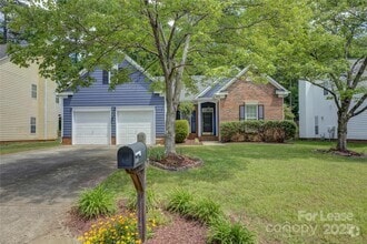 Building Photo - 7017 Scuppernong Ct