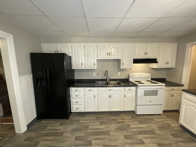 Building Photo - 32 N 2nd St