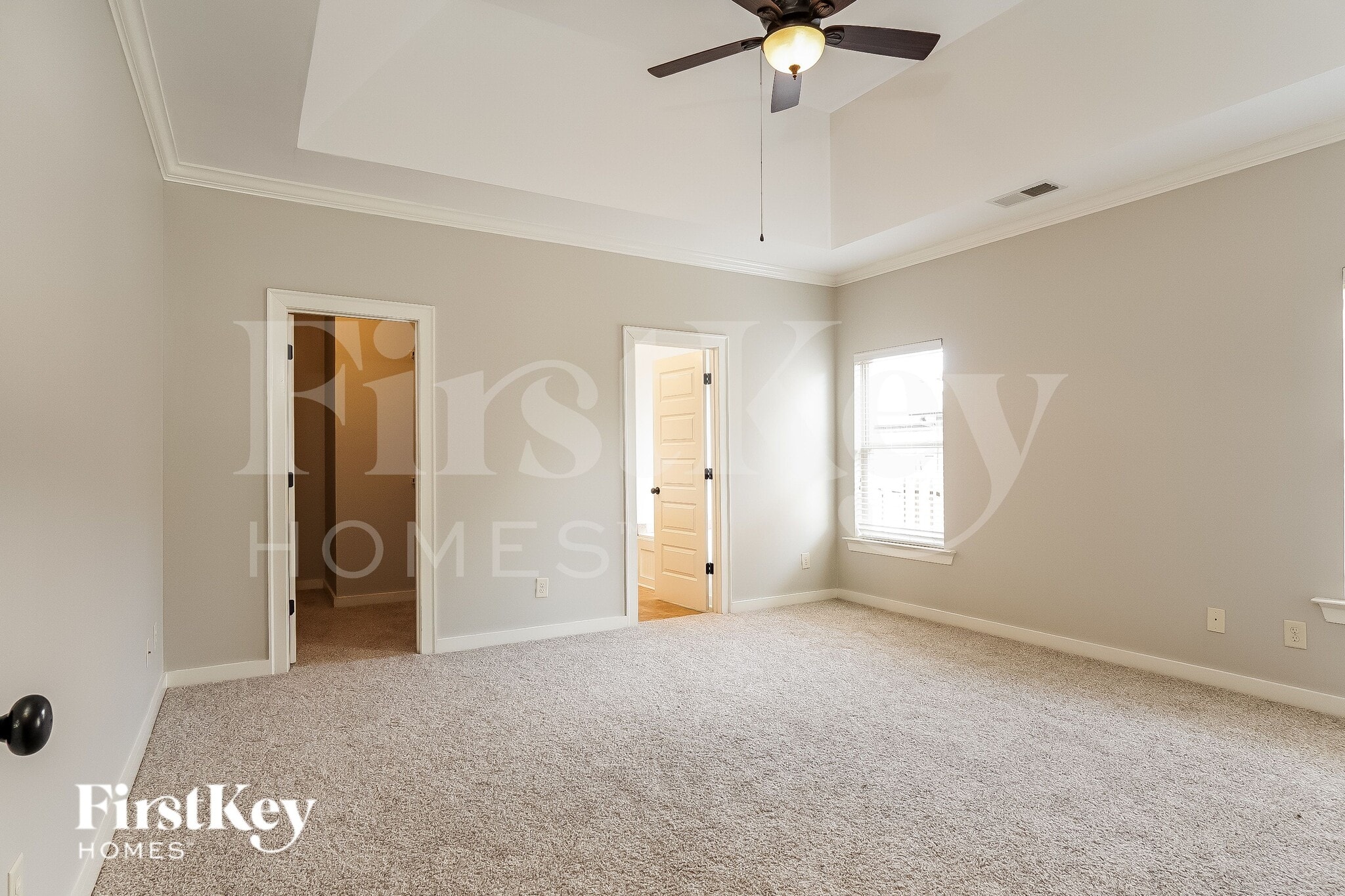 Building Photo - 604 Round Rd