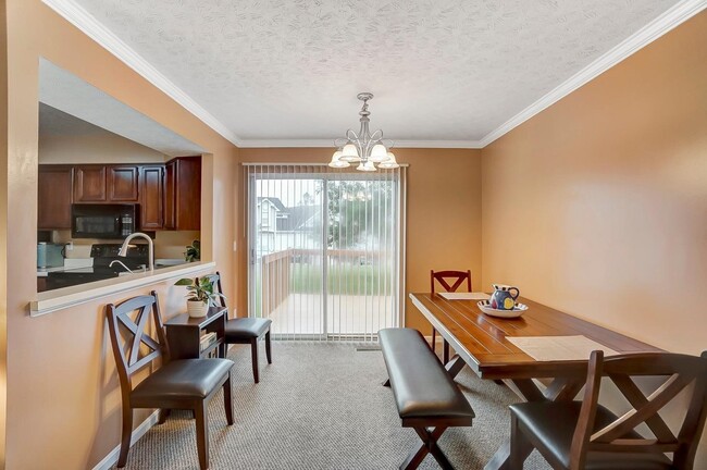 Building Photo - 5306 Country Ridge Dr