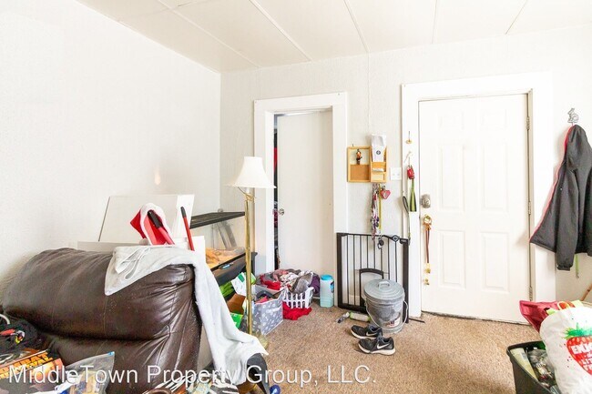 Building Photo - 3 br, 1 bath House - 1305 W. Jackson St.