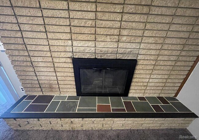 Building Photo - 34660 MacDonald Dr