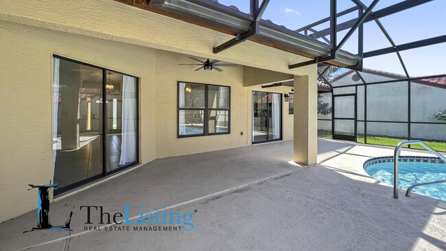 Building Photo - 8183 Terraza Ct