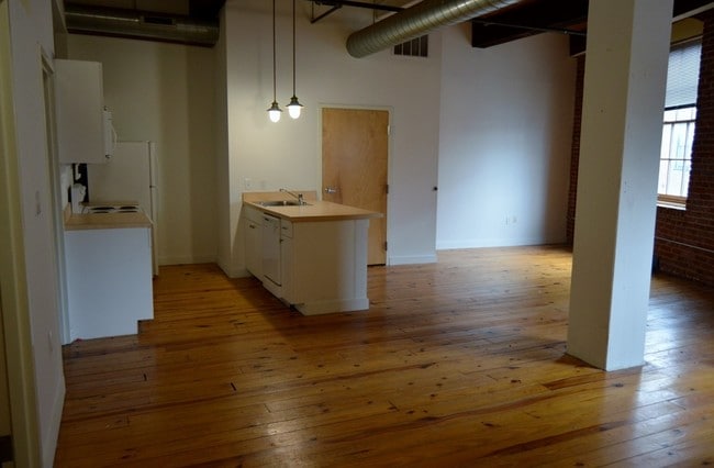 Interior Photo - Piazza Montesino