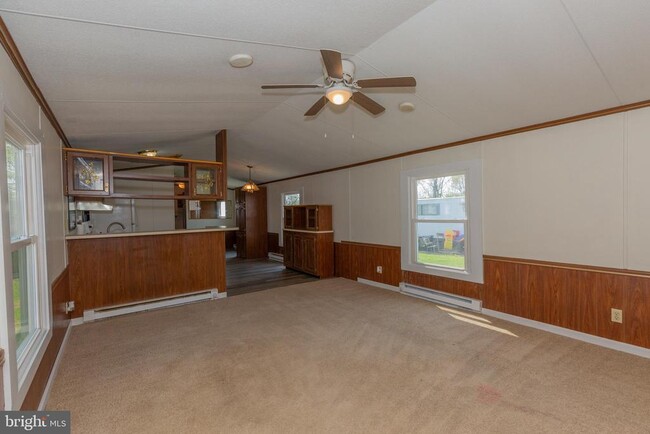 Building Photo - 126 Fabric Dr