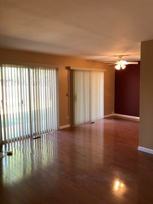 Building Photo - 7010 Newport Dr