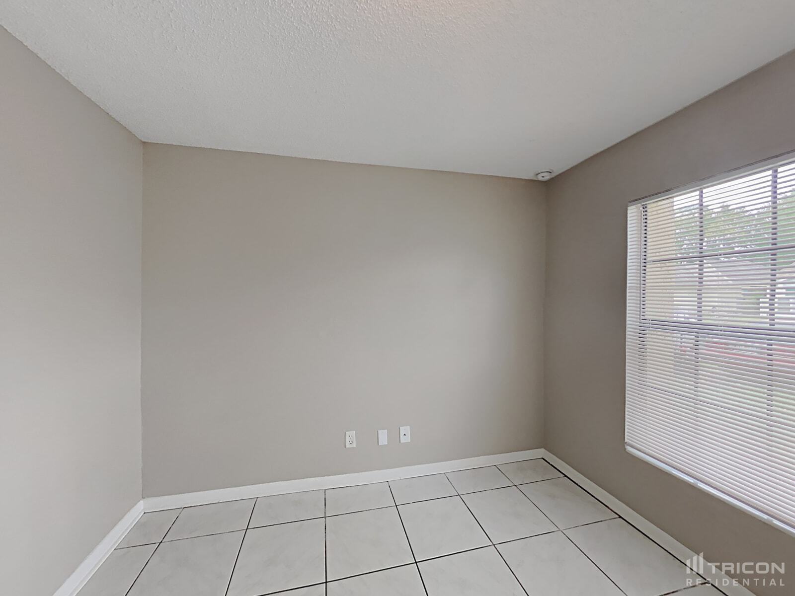 Building Photo - 1317 Hatch Pl