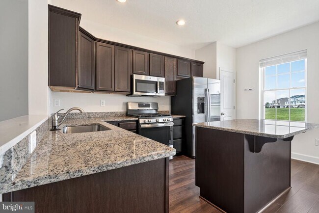 Building Photo - 109 Holstein Dr