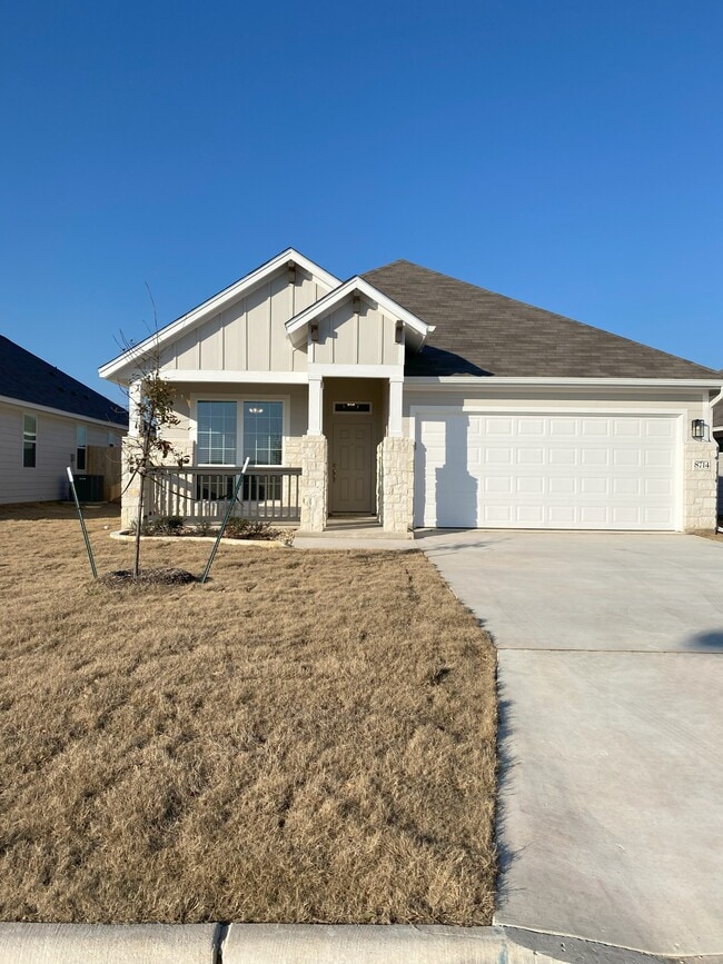 Building Photo - 8714 Happy Vly Dr