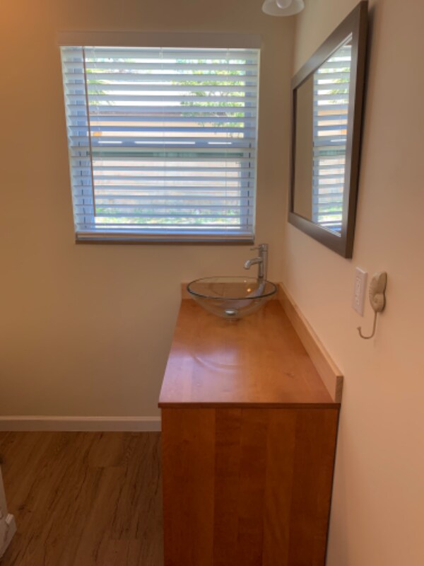 Building Photo - 147 Cedar St