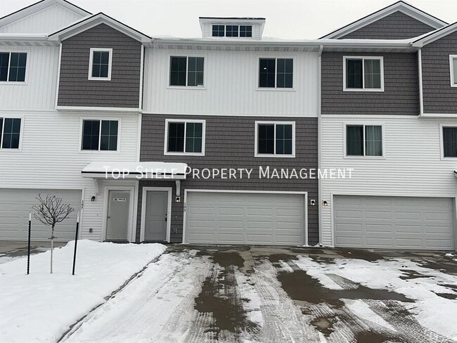 Building Photo - 193 NE 56th St