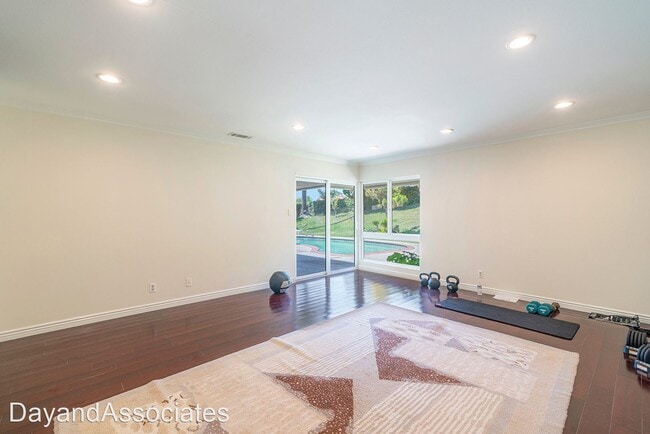 Building Photo - 4 br, 4 bath House - 30404 Rhone Drive
