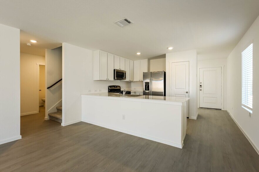 Building Photo - 449 Payton Pl
