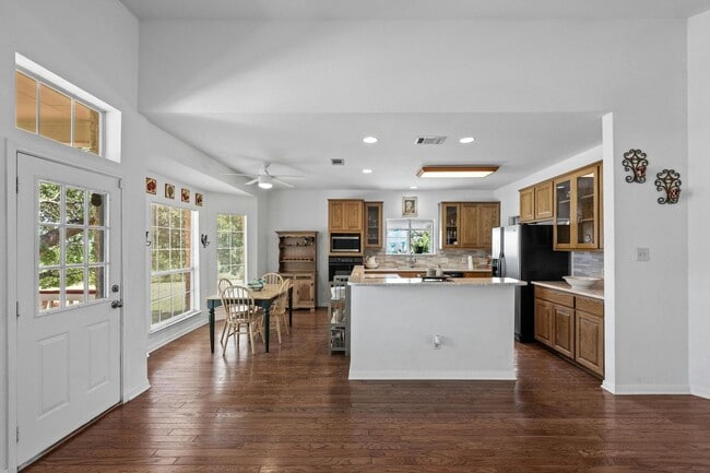 Building Photo - Serene Oasis on Nearly 2 Acres With a Pool!!