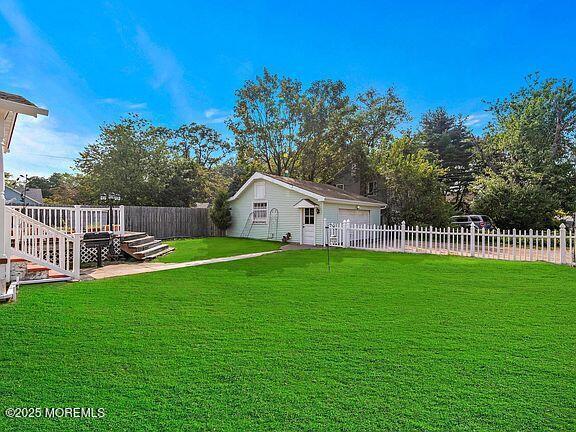 Building Photo - 674 Morford Ave