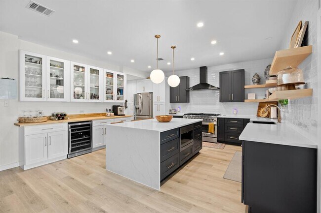 Building Photo - 1116 Applerock