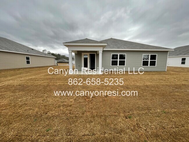 Building Photo - 122 Syd Rd