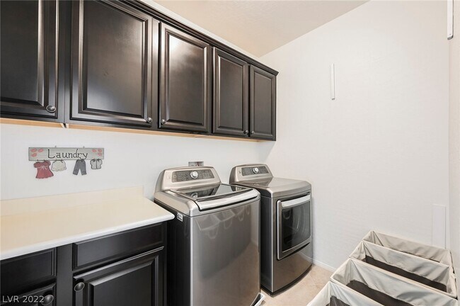 Building Photo - 10073 White Mulberry Dr