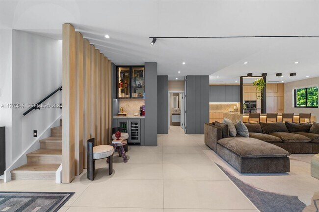 Building Photo - 1077 Golden Cane Dr