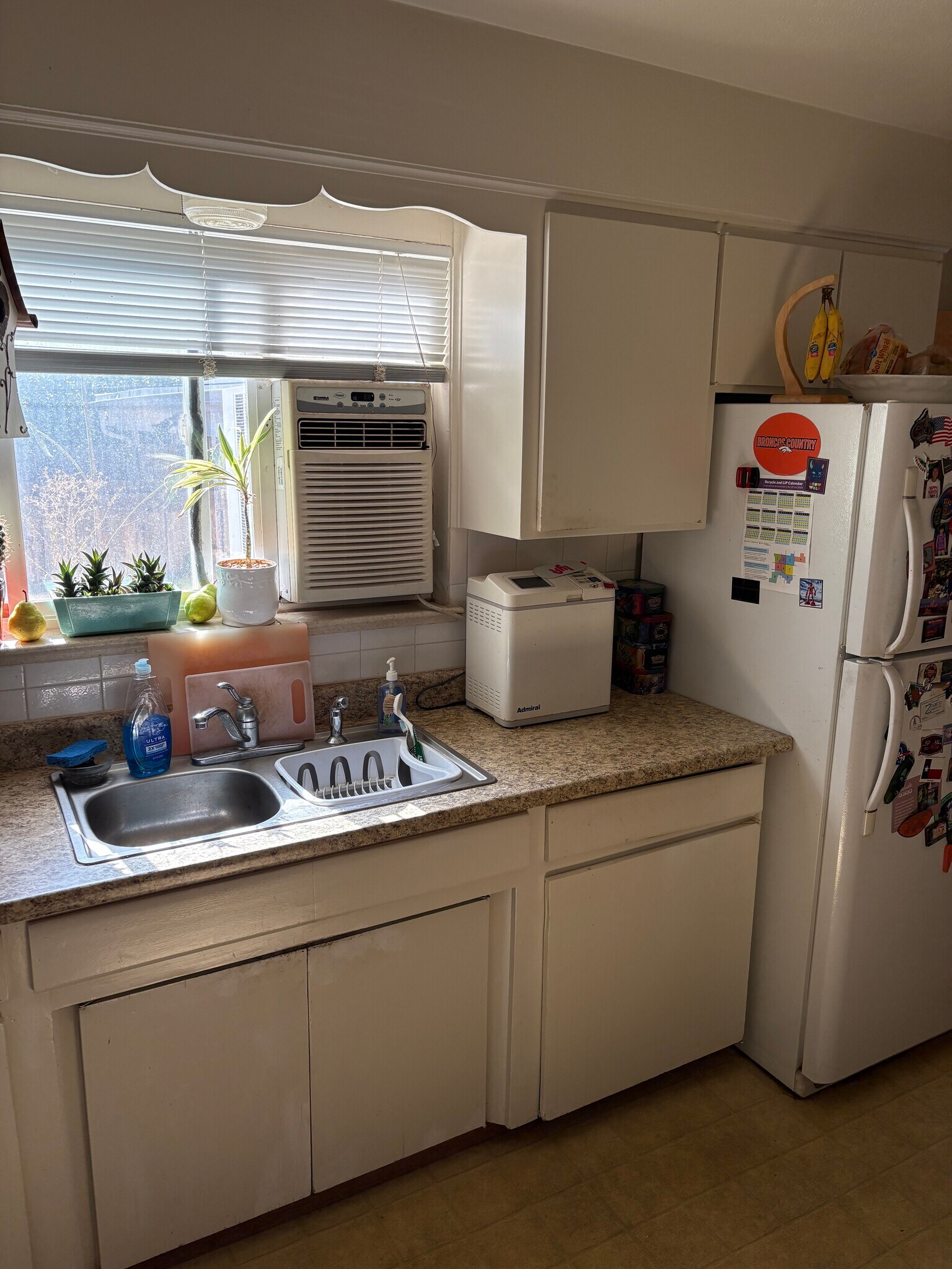 Building Photo - 2020 W 43rd Ave