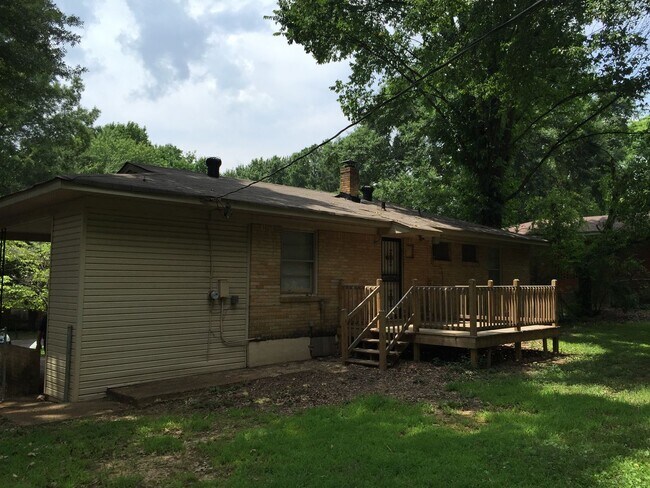 Building Photo - 2970 Chaucer Ln