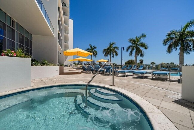 Building Photo - 1155 N Gulfstream Ave