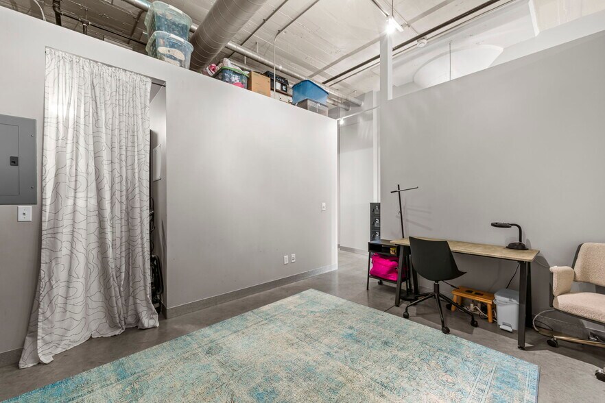 Building Photo - 730 Stinson Blvd