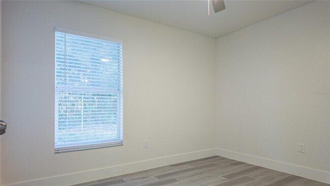 Building Photo - 4395 NE 33rd Ave