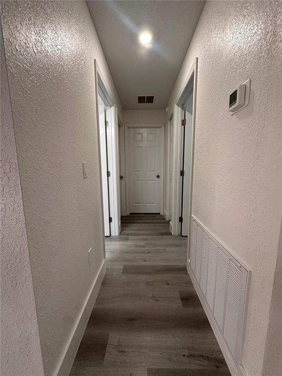 Building Photo - 40 Willow Run