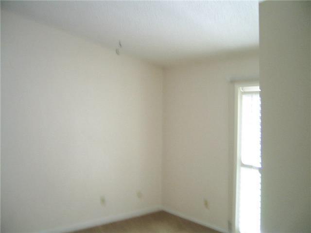 Building Photo - 6725 Paseo Redondo Ave