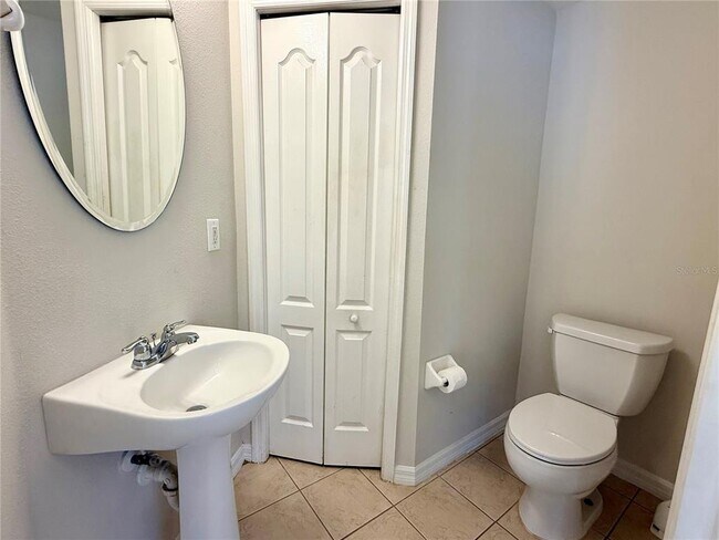 Building Photo - 12993 Coyote Ln