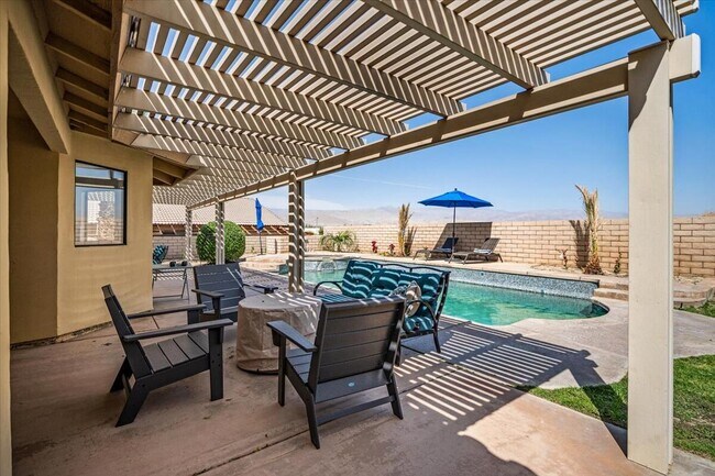 Building Photo - 41740 Jamaica Sands Dr