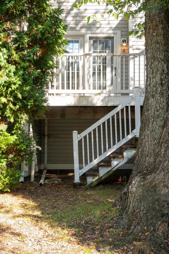 Building Photo - 1173 Fairways Blvd