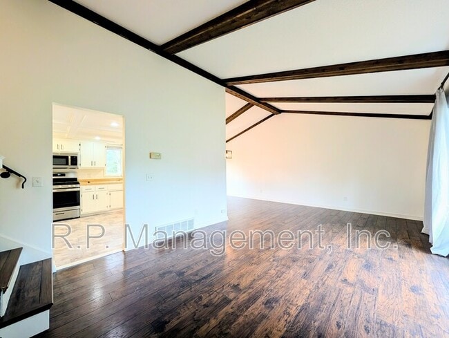 Building Photo - 4382 Rosebriar Ave