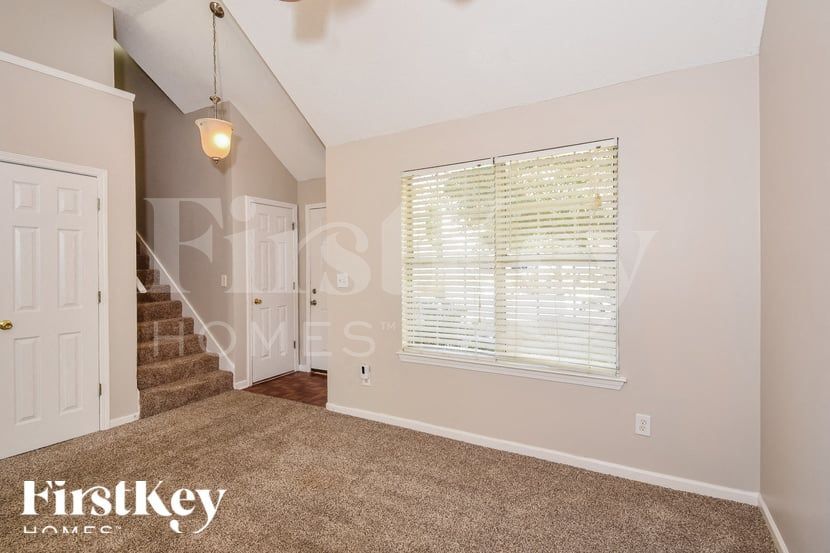 Building Photo - 2332 Rambling Way