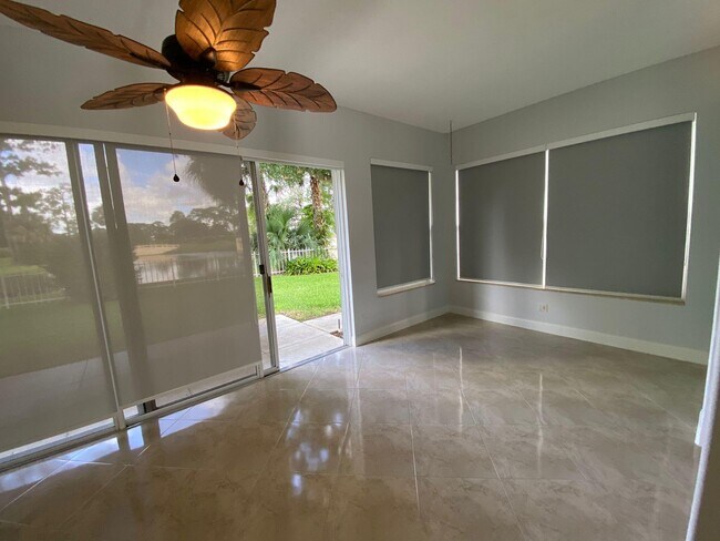 Building Photo - 511 SW Hampton Ct