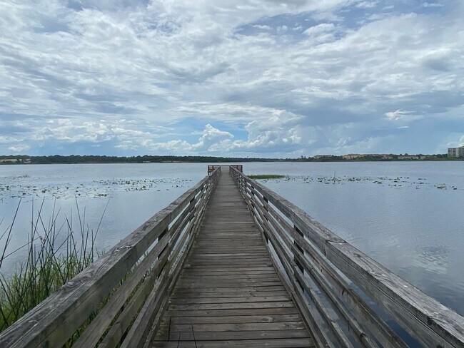 Building Photo - Coming Soon - Condo at Sunset Lake - 3 Beds, 2 Baths