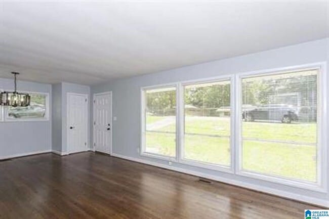 Building Photo - 5000 Scenic View Dr