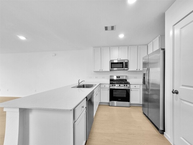 Building Photo - 209 Brandi Dr